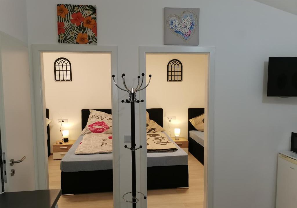 Roesrath Apartment | Monteurhütte