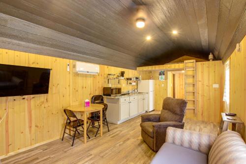 Montezuma House | Montezuma Cabin Rental w/Fire Pit & Grill Access!