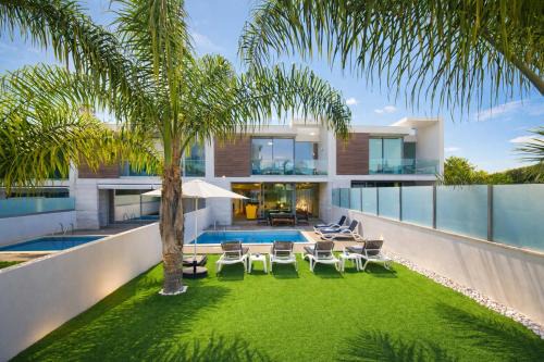 Correeira Villa | Moon - Private Pool - 8 Guests - Albufeira