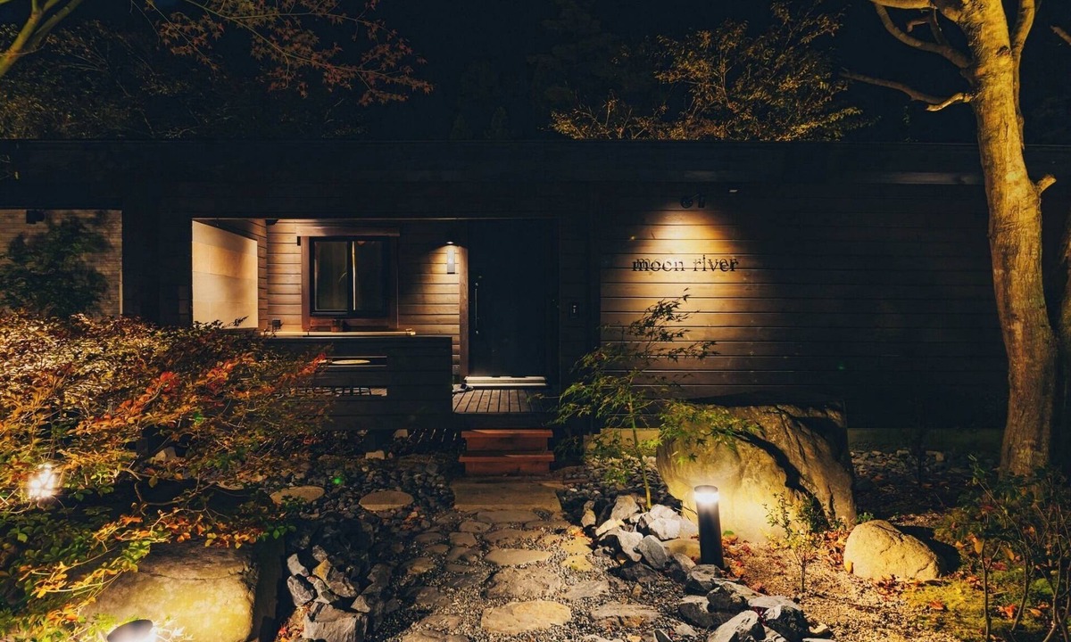 Hatsukaichi Cottage | moon river openair bathsaunaswitch on big scree/Hatsukaichi Hiroshima