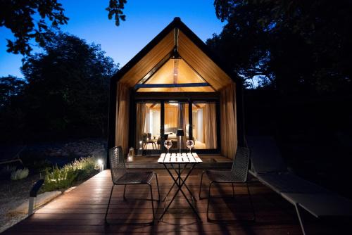 Sezana House | Moon - Tiny house from Callin Wines