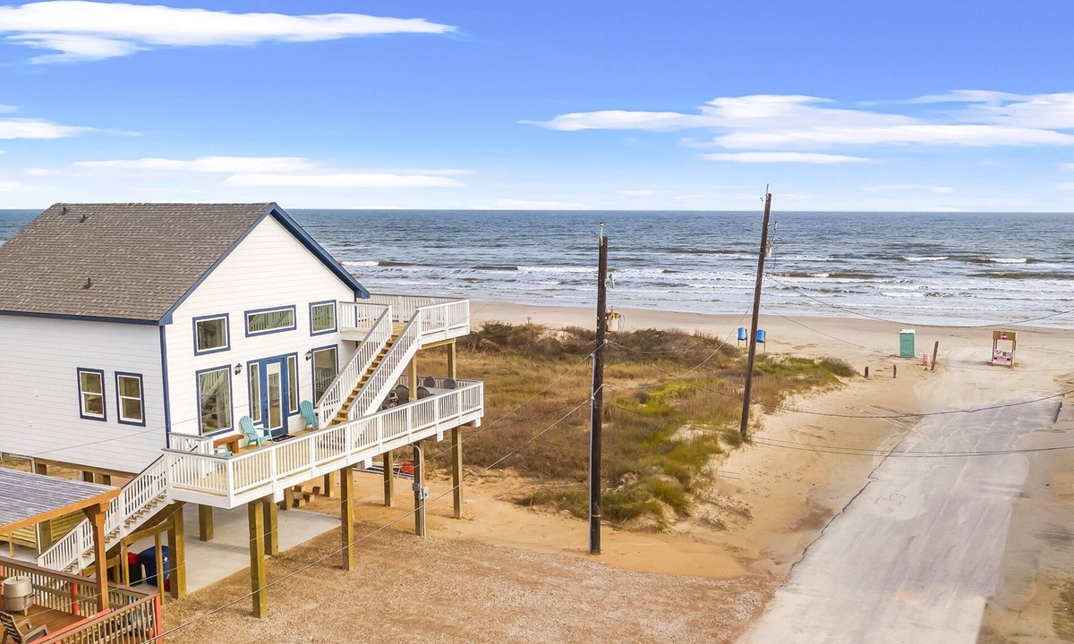 Surfside Beach House | Moonlight Seas Gulf Front Home - Steps onto the beach