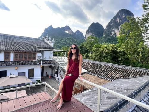 Ten Mile Gallery Cabin | Moonlit Cloud Inn Yangshuo Yulong River