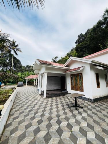 Nullatanni House | Moonveil Premium Villa Munnar By STAYVA