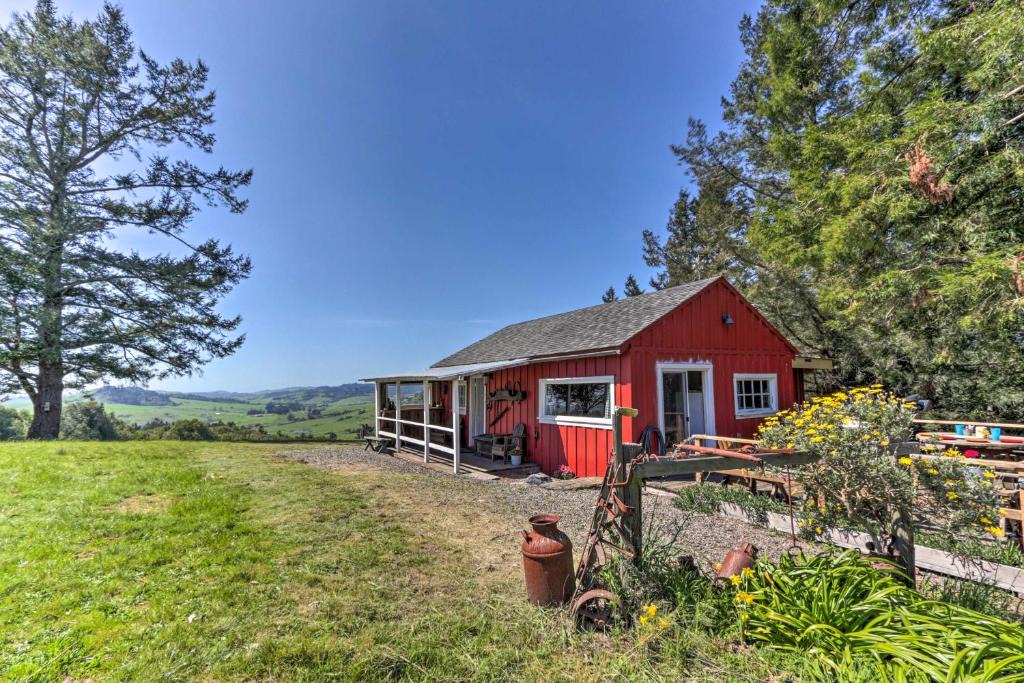 Freestone House | 'Moonview Ranch' on 20 Acres in Sonoma County!