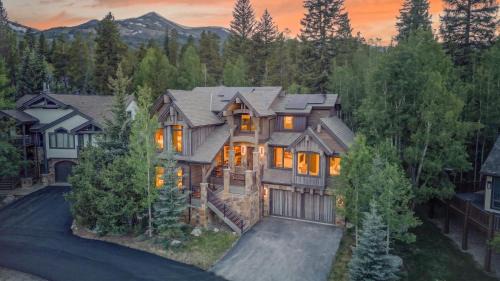 Peak 8 House | Moose Meadows Reserve