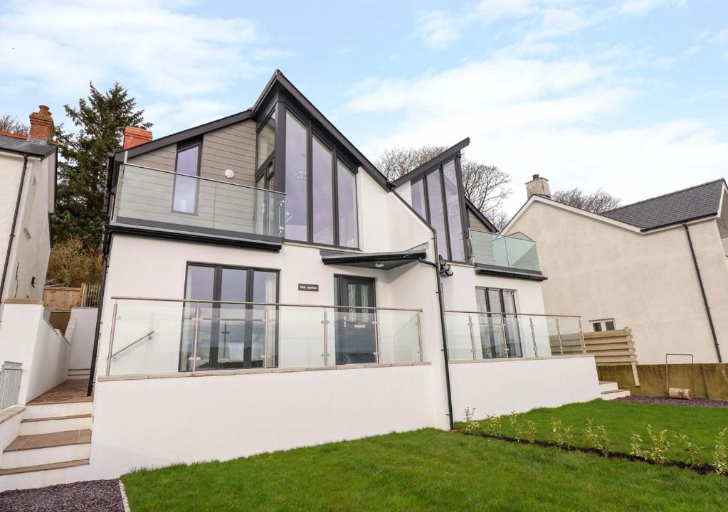 Goodwick House | Mor Awelon