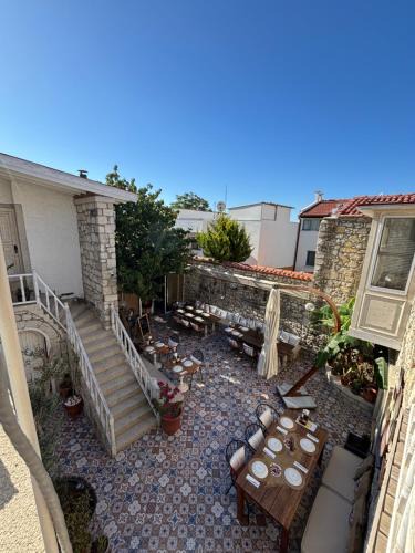 Tokoglu Hotel | MorisiAvluAlaçatı