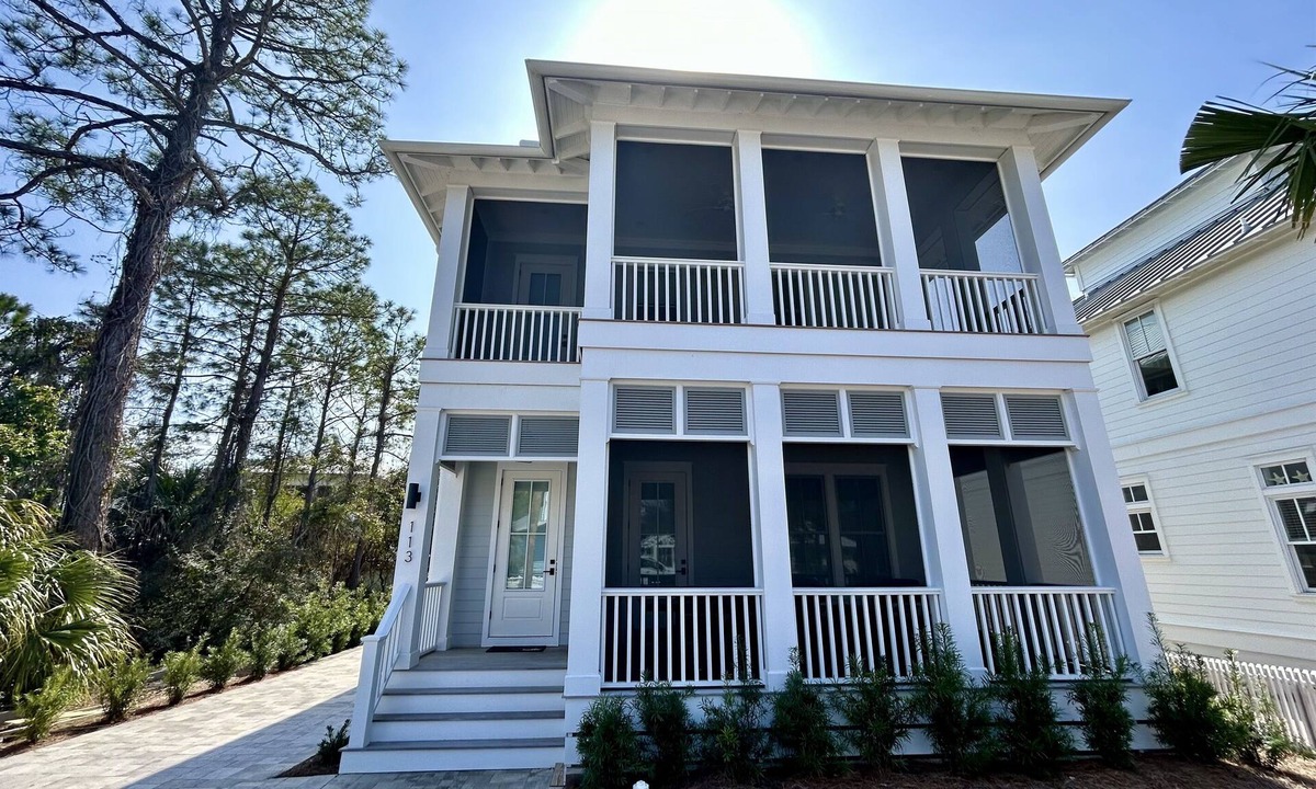 Sunnyside House | Morning Light in Carillon | Private Beach Access Retreat