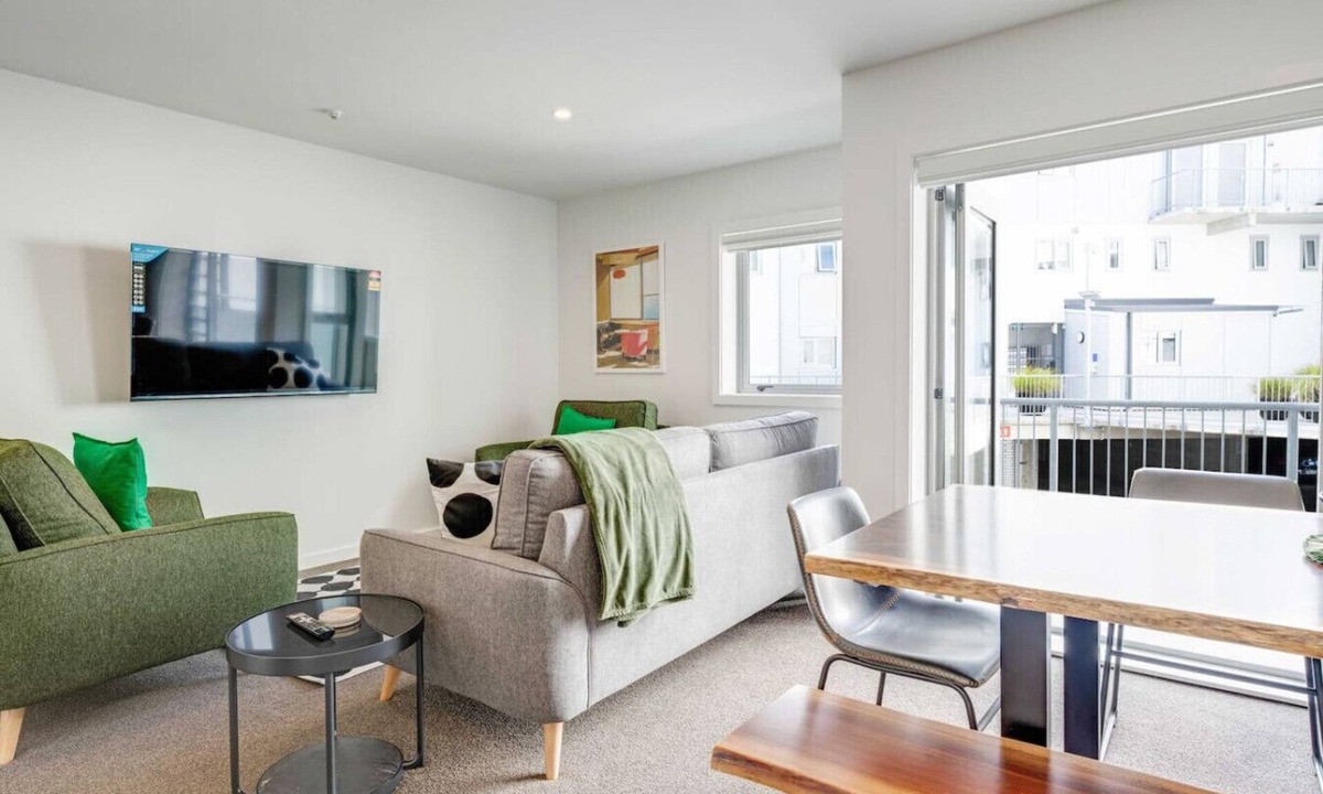 Kingsland Villa | Morningside Modern 3BR Home with Double Parking