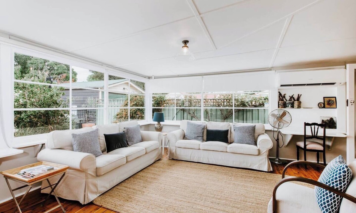 Central Mudgee Cottage | Mortimer Cottage A Pool Oasis in Heart of Mudgee