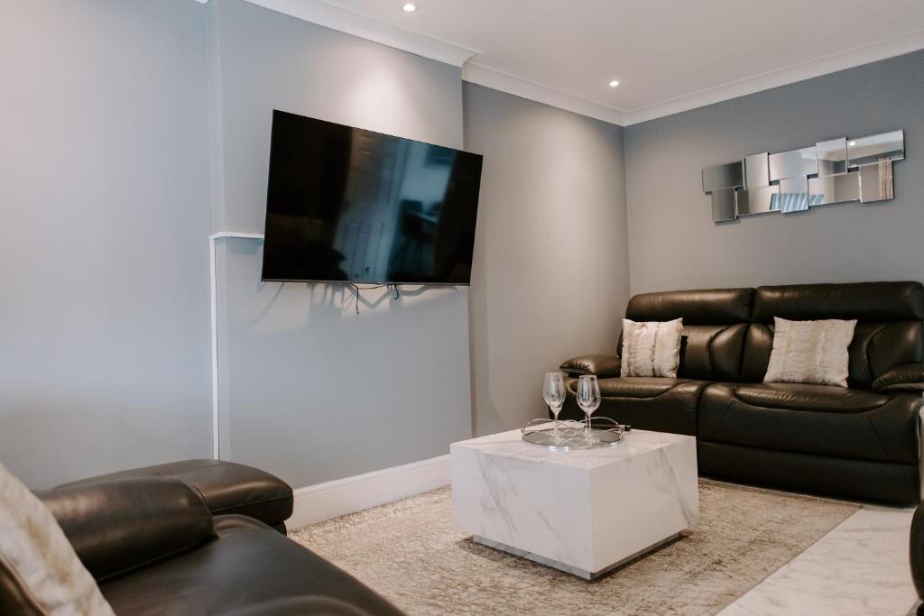 Stockton-on-Tees House | Morville Court - 2 bed house with office