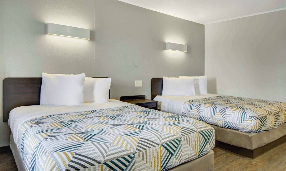 Lima Hotel | Motel 6 Lima, OH