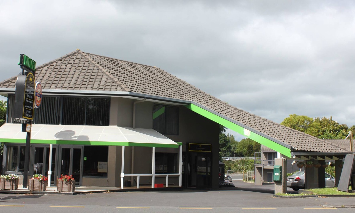 Epsom Hotel | Motel 80