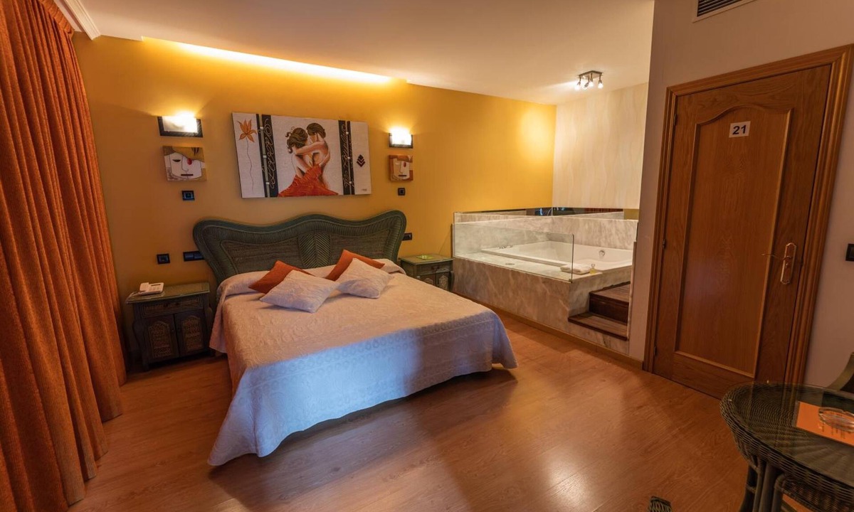 Narayola Hotel | Motel Acropolis