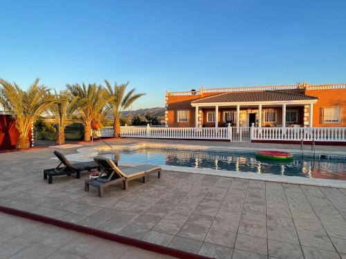 Tabernas House | Moto Vila Groot