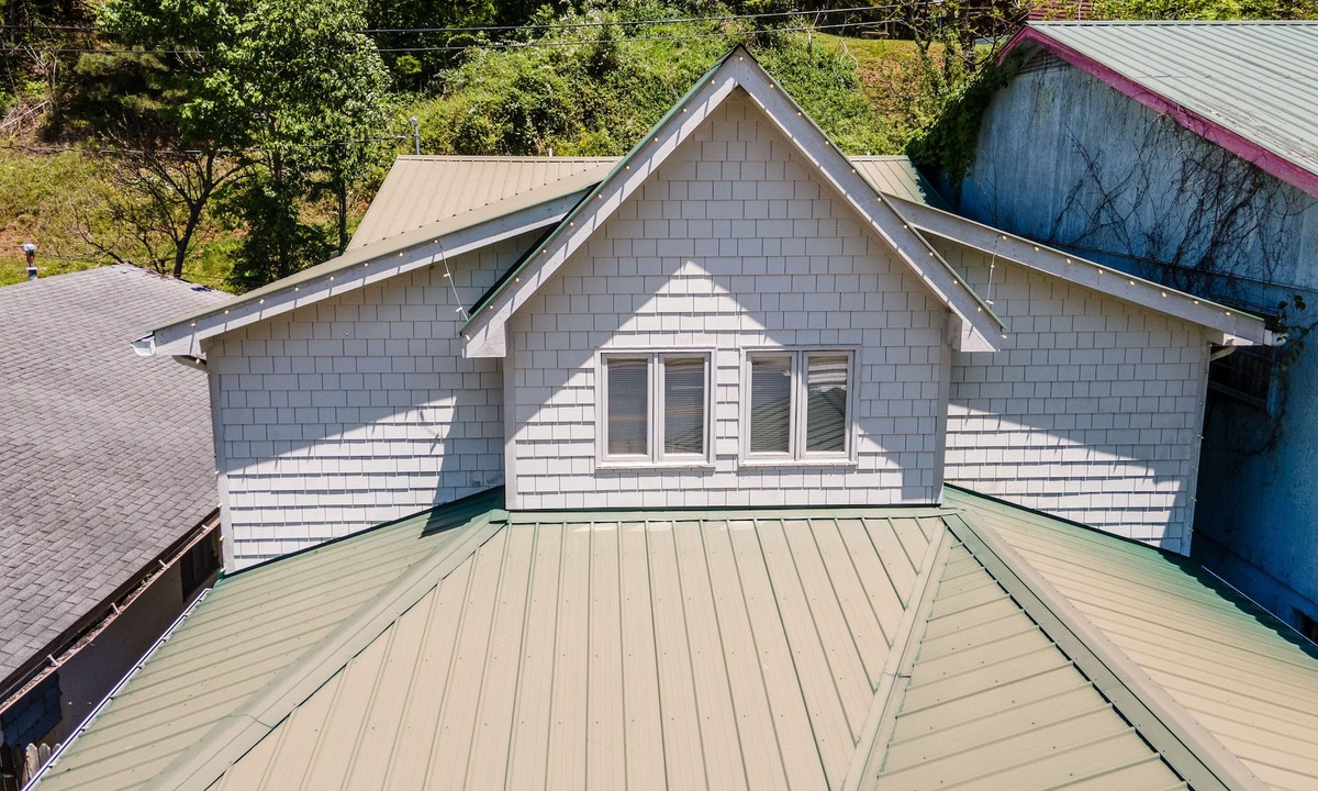 Cherokee Apartment | Motorcycle Friendly - Walking Distance Cherokee Island Park - Easy access