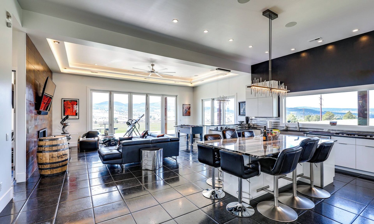 Spearfish Cottage | Motorcycle-themed Home in Spearfish w/Hot Tub!