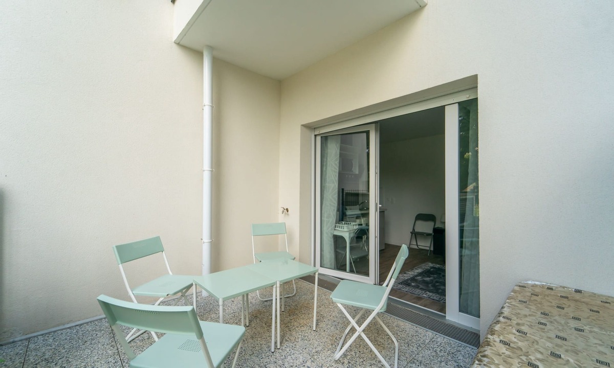 Bondy Apartment | Moulin à Vent A03 - Studio avec terrasse