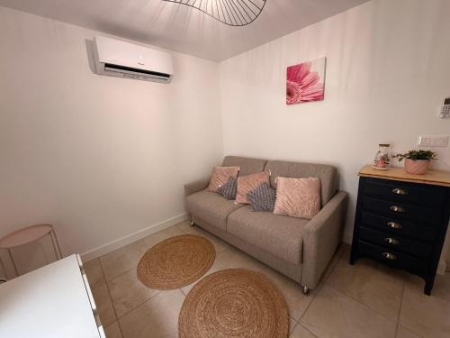 Lancie Apartment | Moulin à Vent Studio Cosy