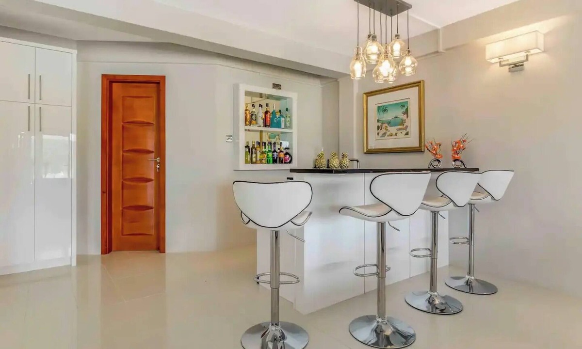 Lance aux Epines House | Mount Hartman Bay Estate- Bay View Villa