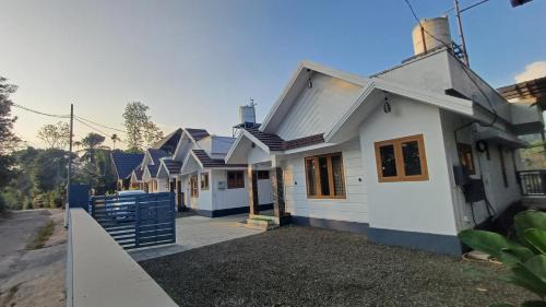Rajakkad House | Mount Mist Villa