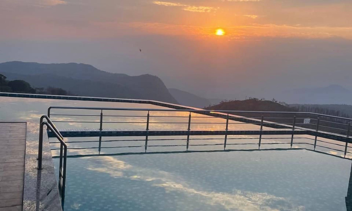 Yercaud Hotel | Mount Pico