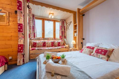 Val-Thorens Apartment | Mountain Apt with Easy Slope Access