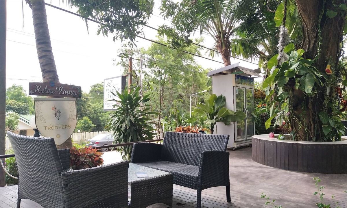 Ban Phe Hotel | Mountain Beach Resort