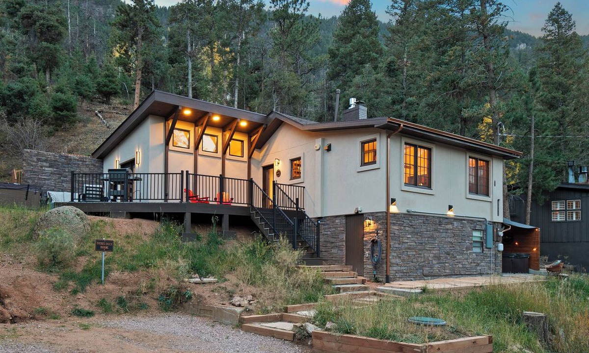 Cascade-Chipita Park House | Mountain Cabin w/Scenic Views, Deck, Hot Tub, Fire Pit, Forest & Peak Retreats