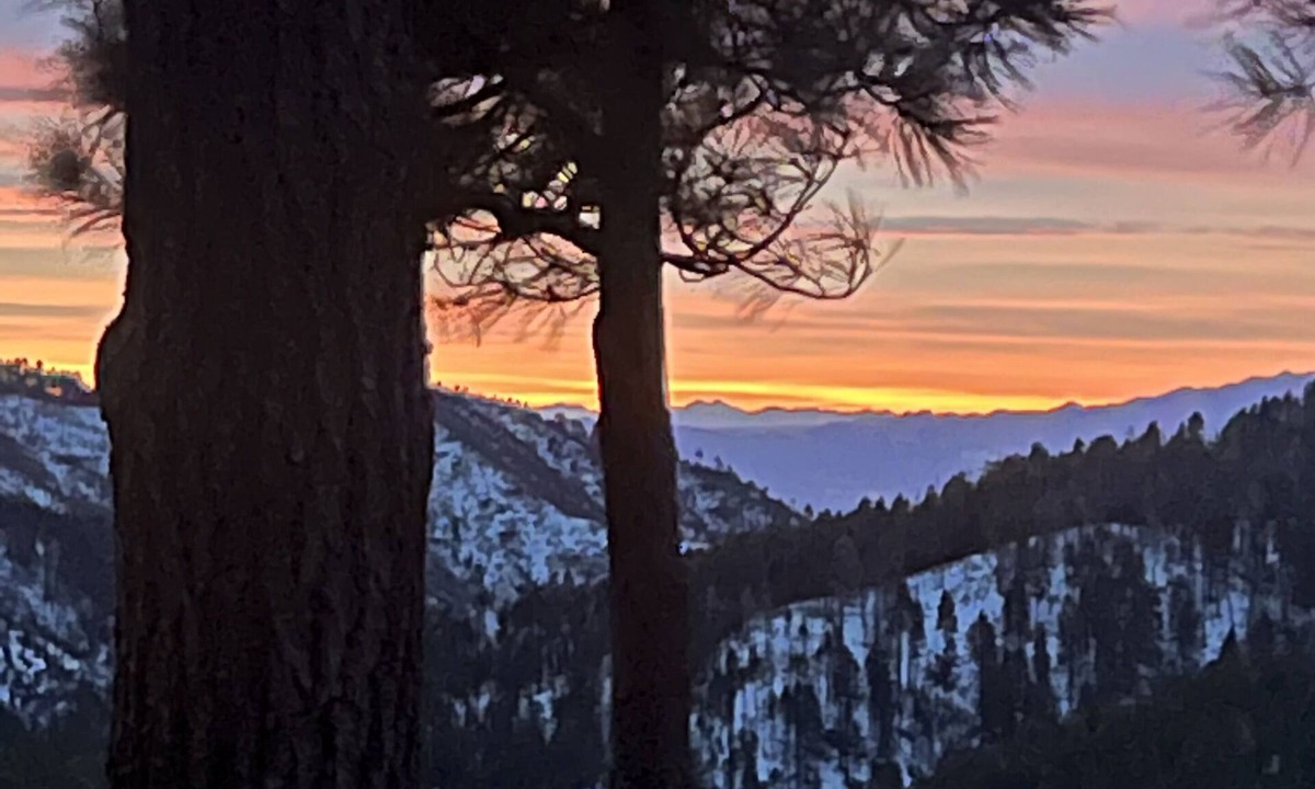 Summerhaven Cabin | Mountain Dreams … Cozy Cabin. Spectacular Views