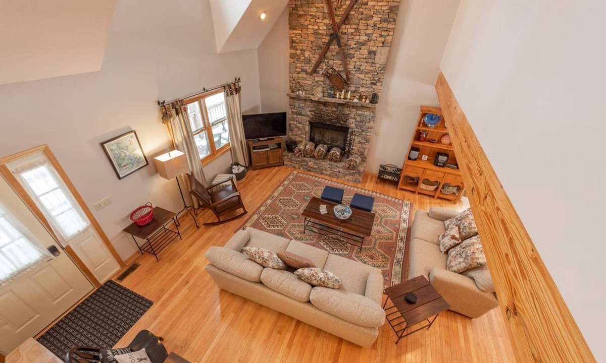 Mountainside Cabin | Mountain Hideaway/Central location/Nature lovers dream! Hot-tub, fire pit!