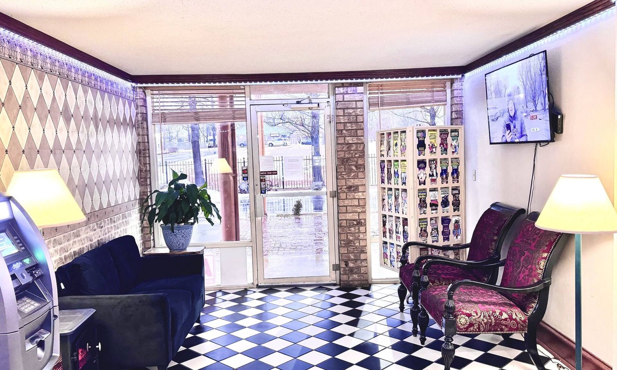 Mountain Home Hotel | Mountain Home Inn