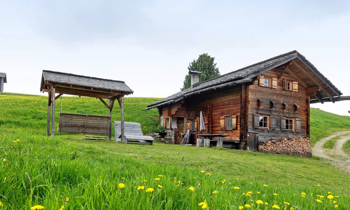 Rodengo House | Mountain Hut 'Laffaa' with Mountain View and Private Garden