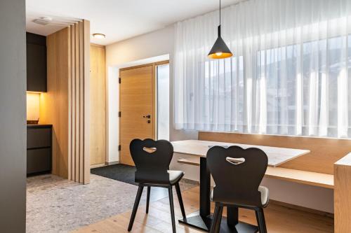 Valdaora di Mezzo Apartment | Mountain Meadows Apt 1