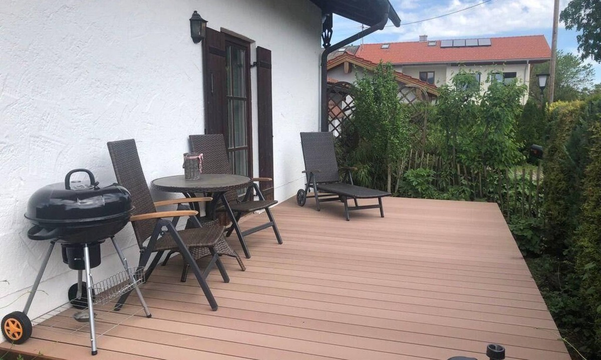 Reifing House | Mountain spring holiday flat