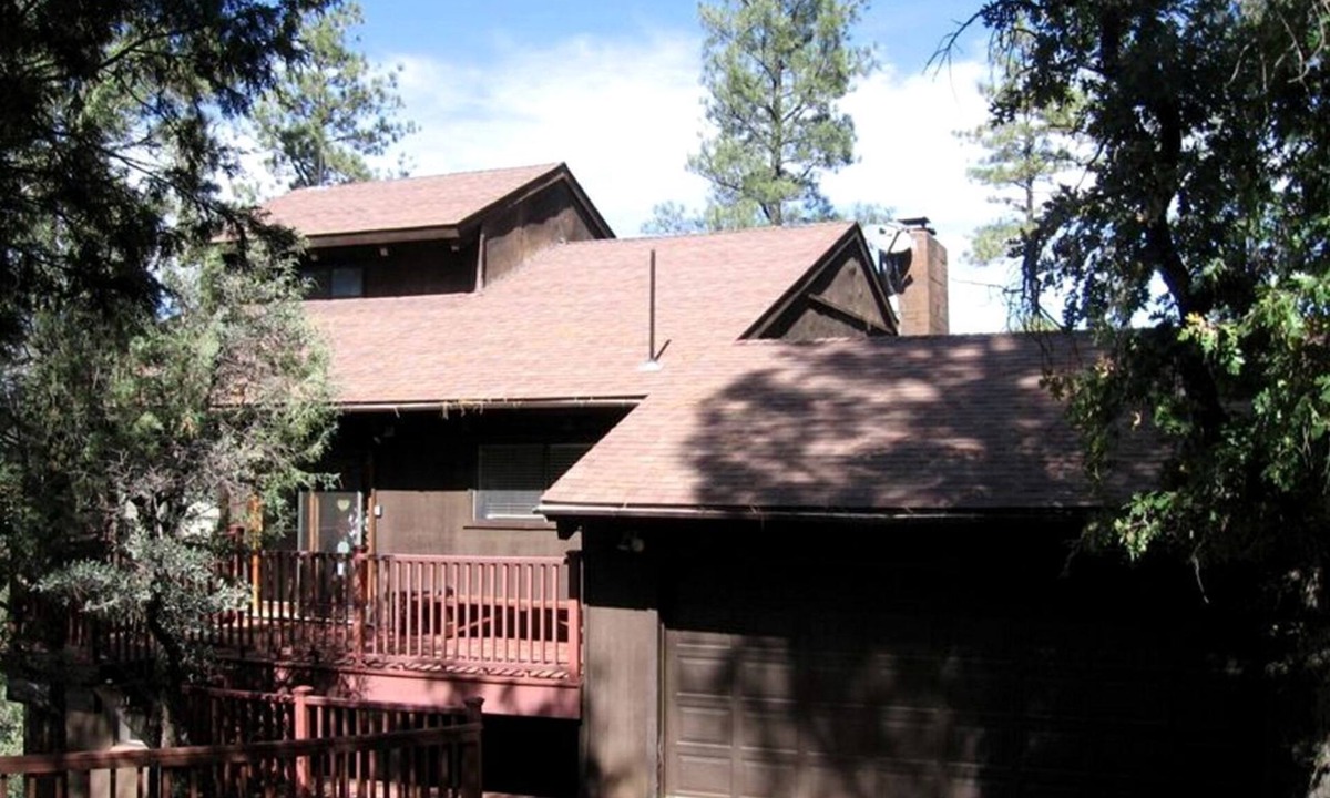 Whispering Pines House | Mountain Vacation Rental with Breathtaking Views of the Mogollon Rim in Arizona