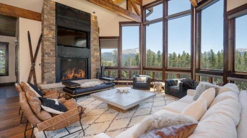 Breckenridge House | Mountain view 6 Beds