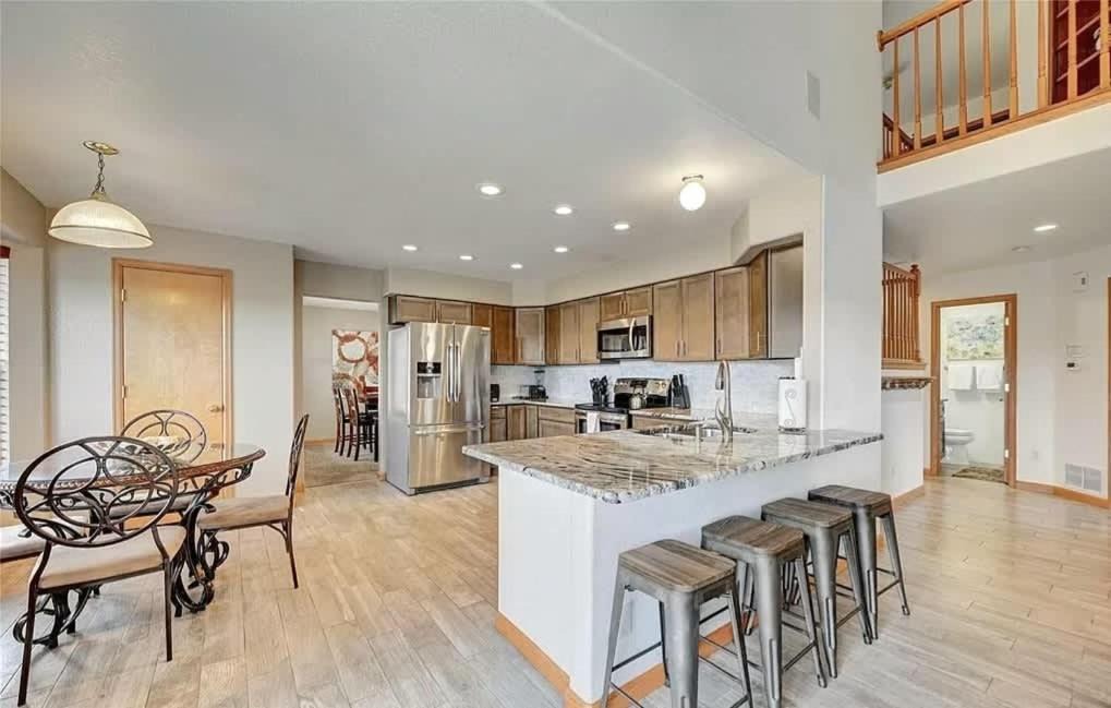 Northeast Colorado Springs House | Mountain View Near Park and Rec Center
