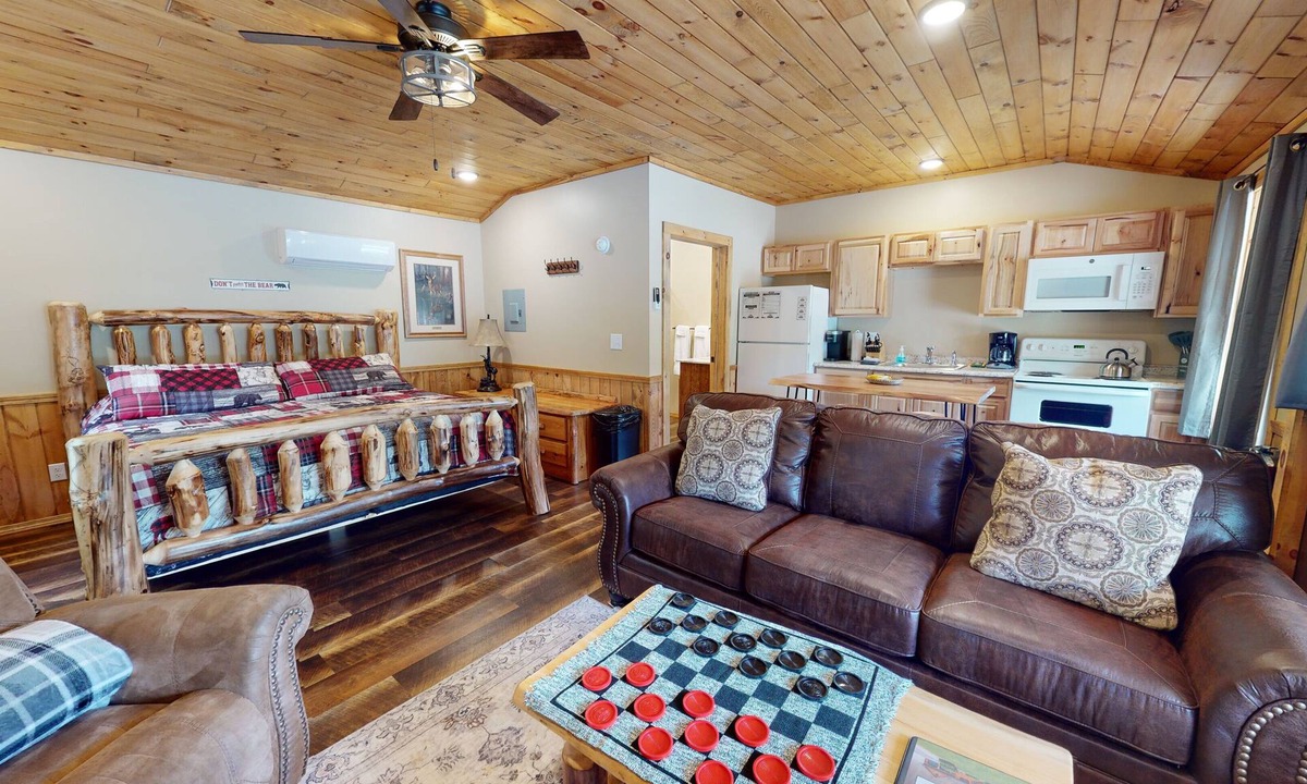 Sabinsville Cabin | Mountain View, Pine Creek, PA Grand Canyon