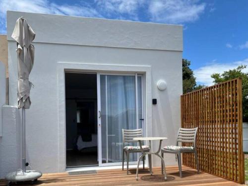 Voelklip Apartment | Mountain View Studio Hermanus