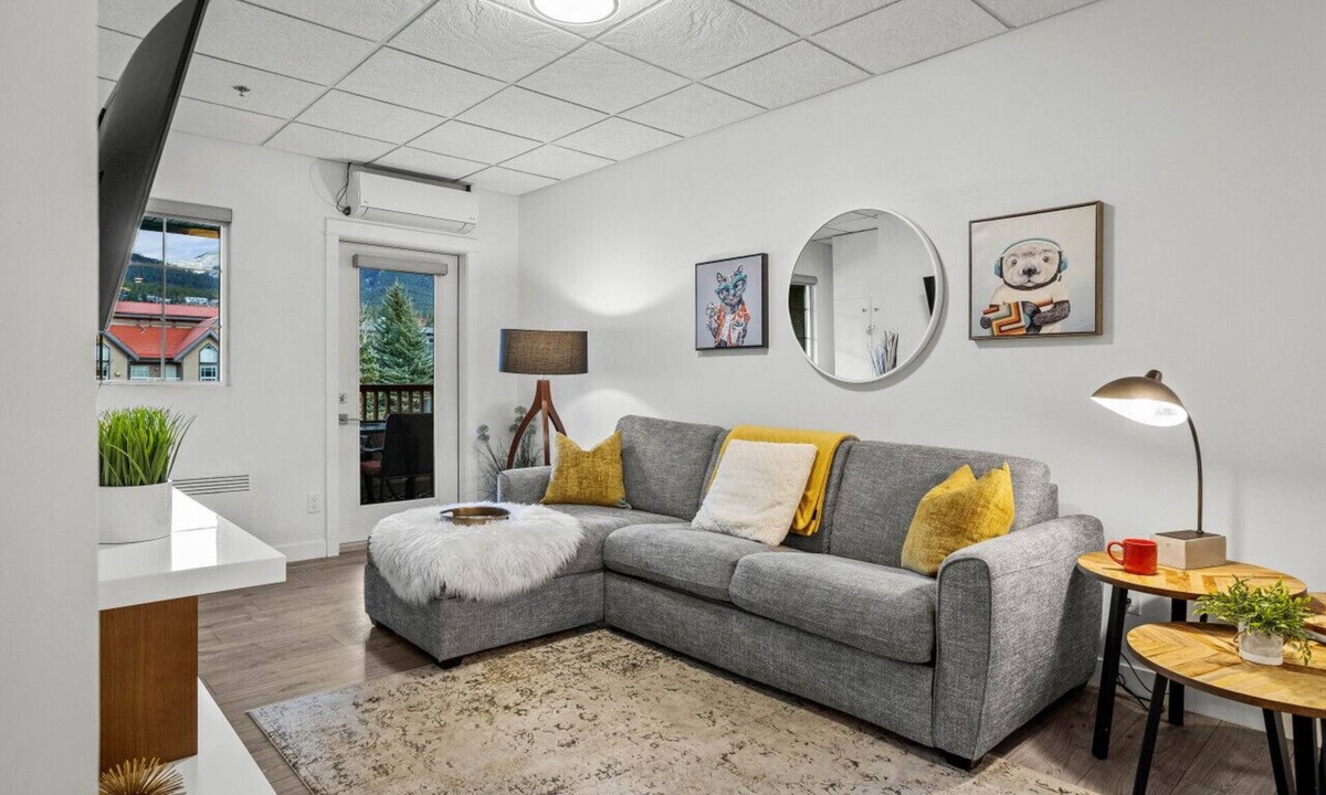 Canmore Apartment | Mountain Views | Central 1-Bed | Steps to Downtown