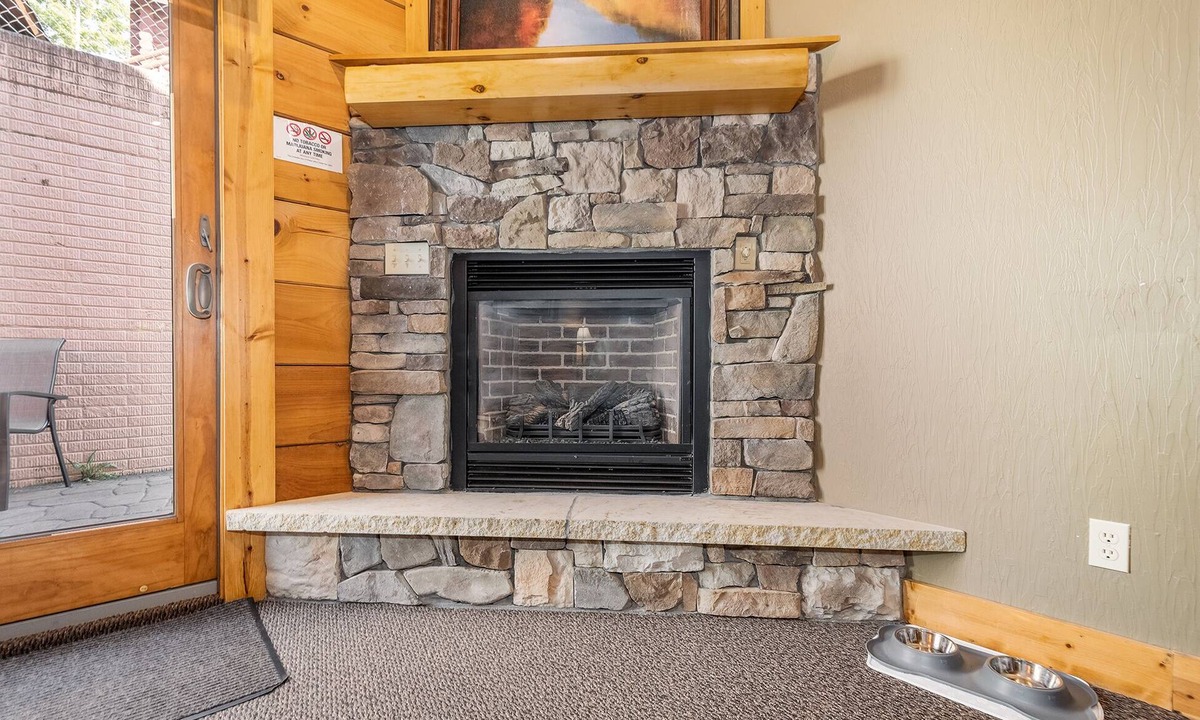 McHenry Cabin | Mountainside Cabin 40L-Dog Friendly