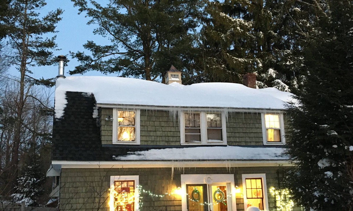 Cragsmoor House | Mountaintop Library Getaway