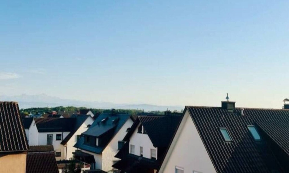 Ailingen Apartment | MountainView-Apartment |StayUnix| Lake-Business-TV