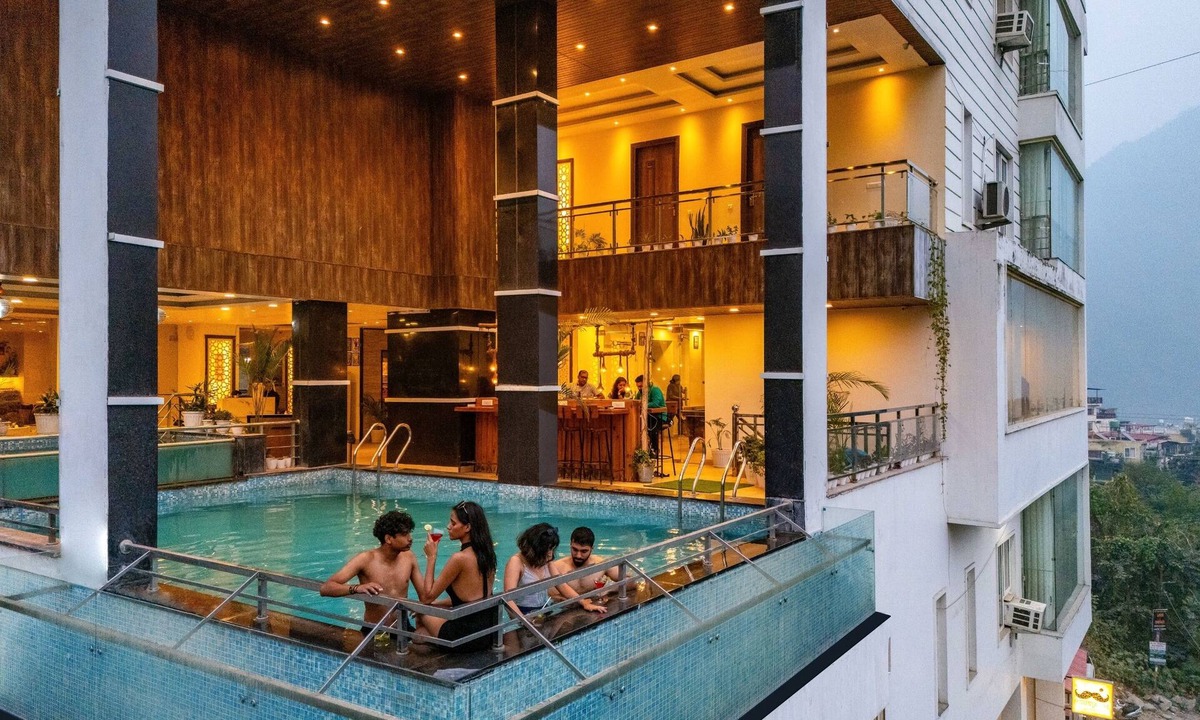 Pauri Hostel | Moustache Rishikesh Luxuria - Hostel