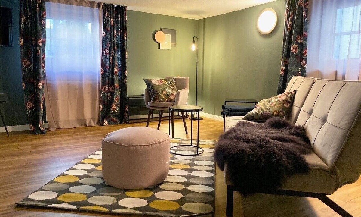 Warnemuende Apartment | Möwennest - seaside style, cozy apartment close to the beach. Basement, 2 pers.