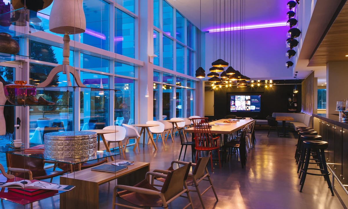 Schwaig Hotel | MOXY Munich Airport