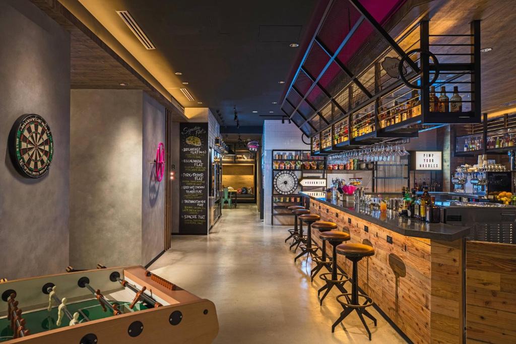 Chuo Hotel | MOXY Osaka Honmachi