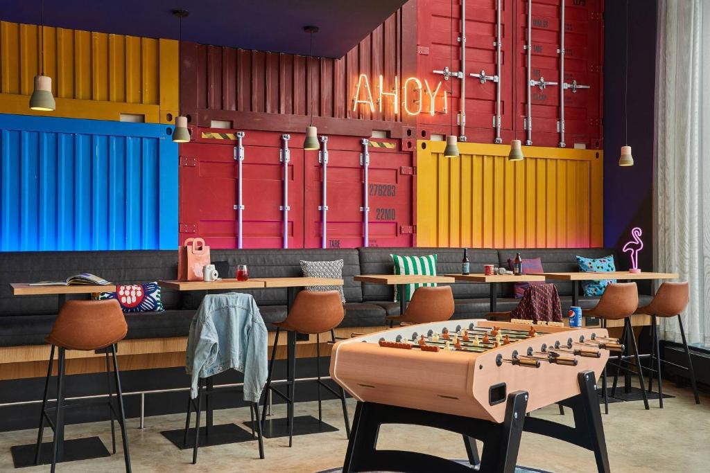 Southampton City Centre Hotel | Moxy Southampton